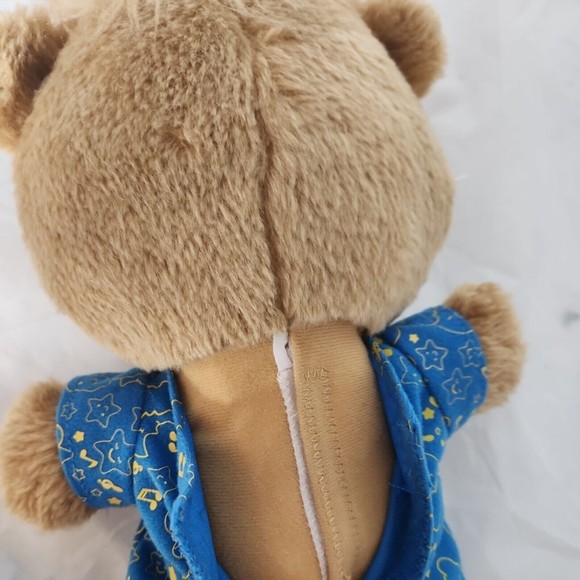 Teddy Ruxpin Talking Plush Stuffed Animal Bear Hug And Sing Tested Works 2018 - Picture 8 of 9